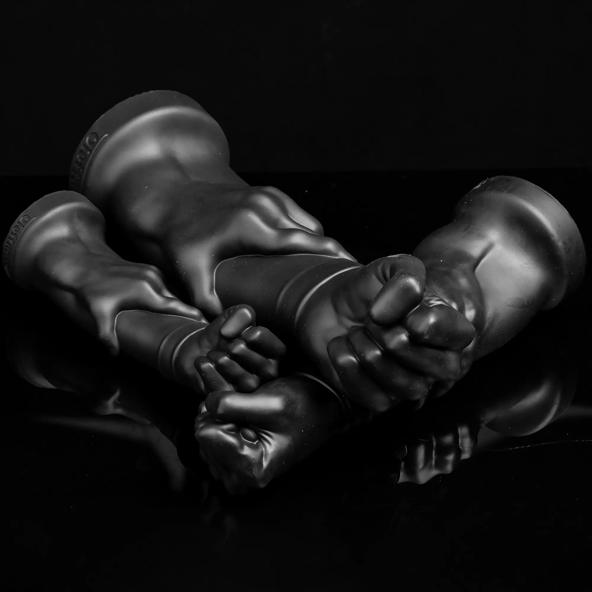 Realistic Fist Dildo – 14-Inch Black Fisting Toy with Suction Cup, Multiple Sizes - Oieffur