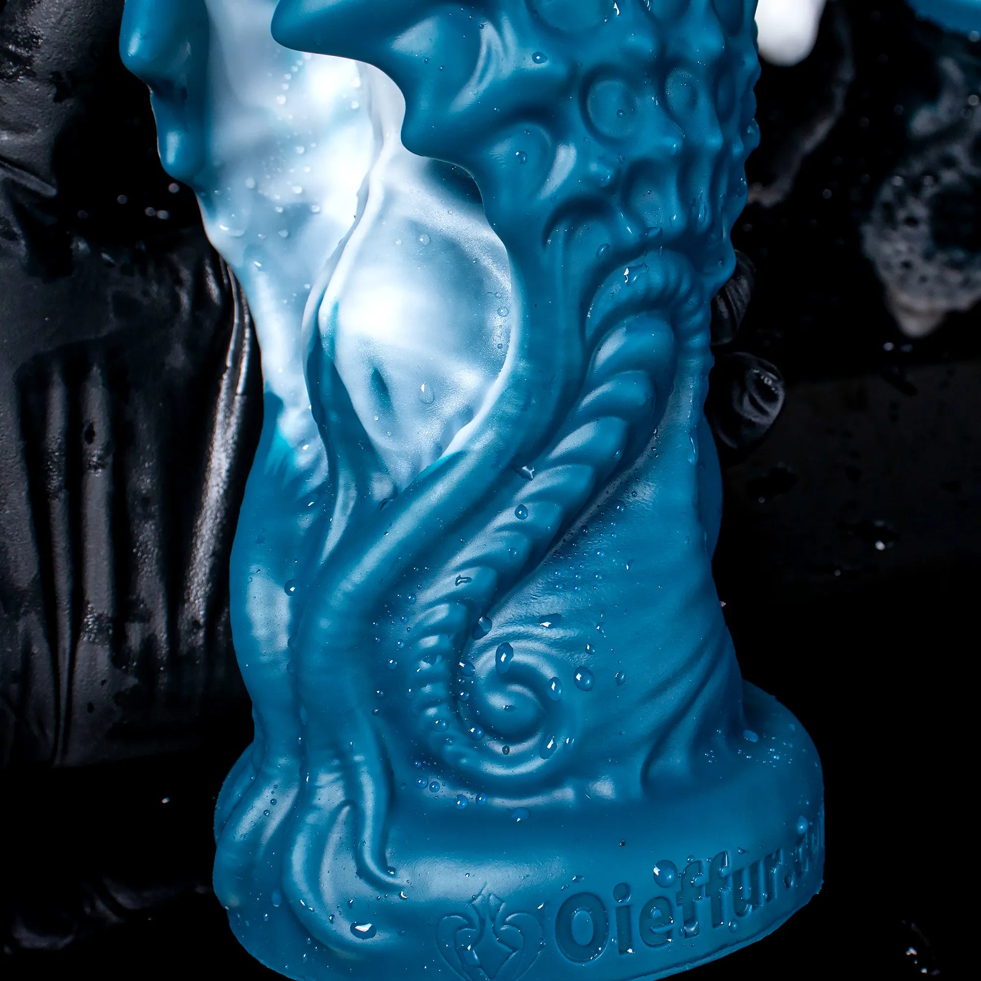 Seahorse Wings Dragon Dildo - Soft Silicone with Winged Design - Oieffur