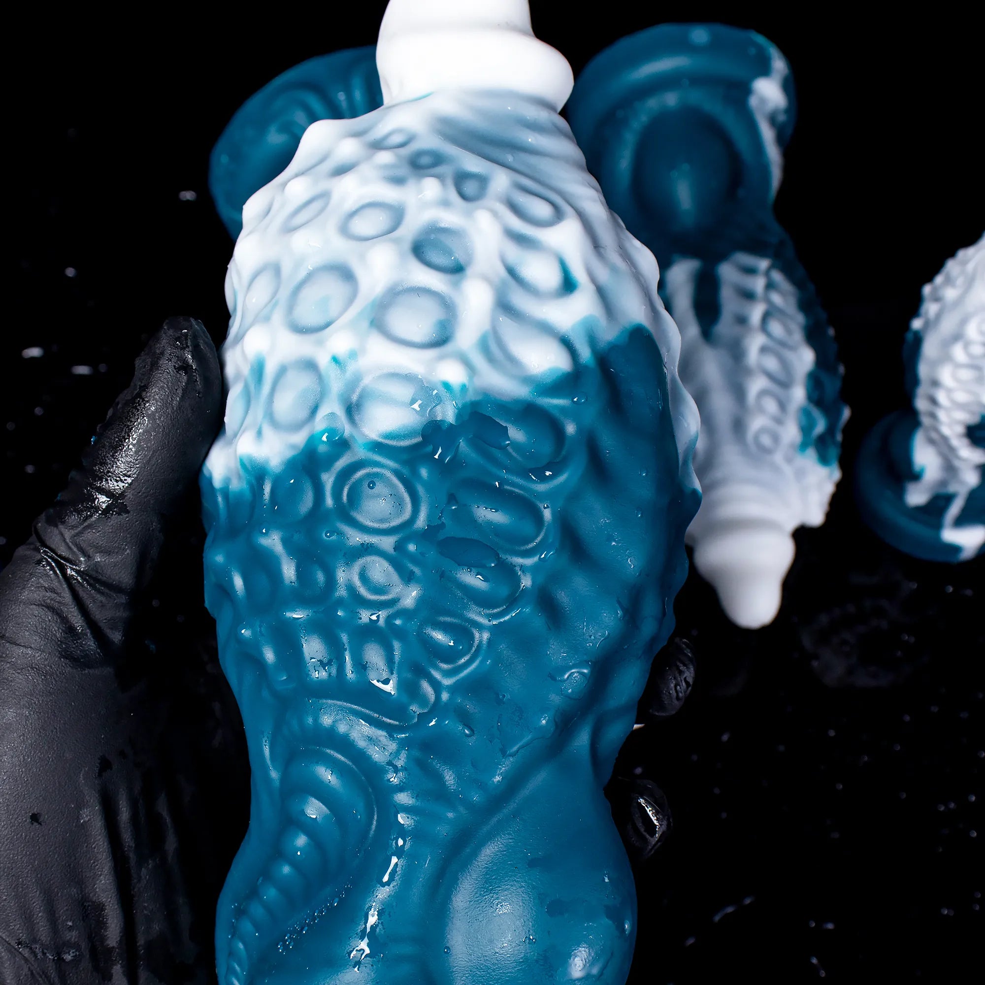 Oieffur Seahorse Wings Dragon fantasy dildo, soft silicone with winged design, detailed dragon-inspired shape and vibrant colors.