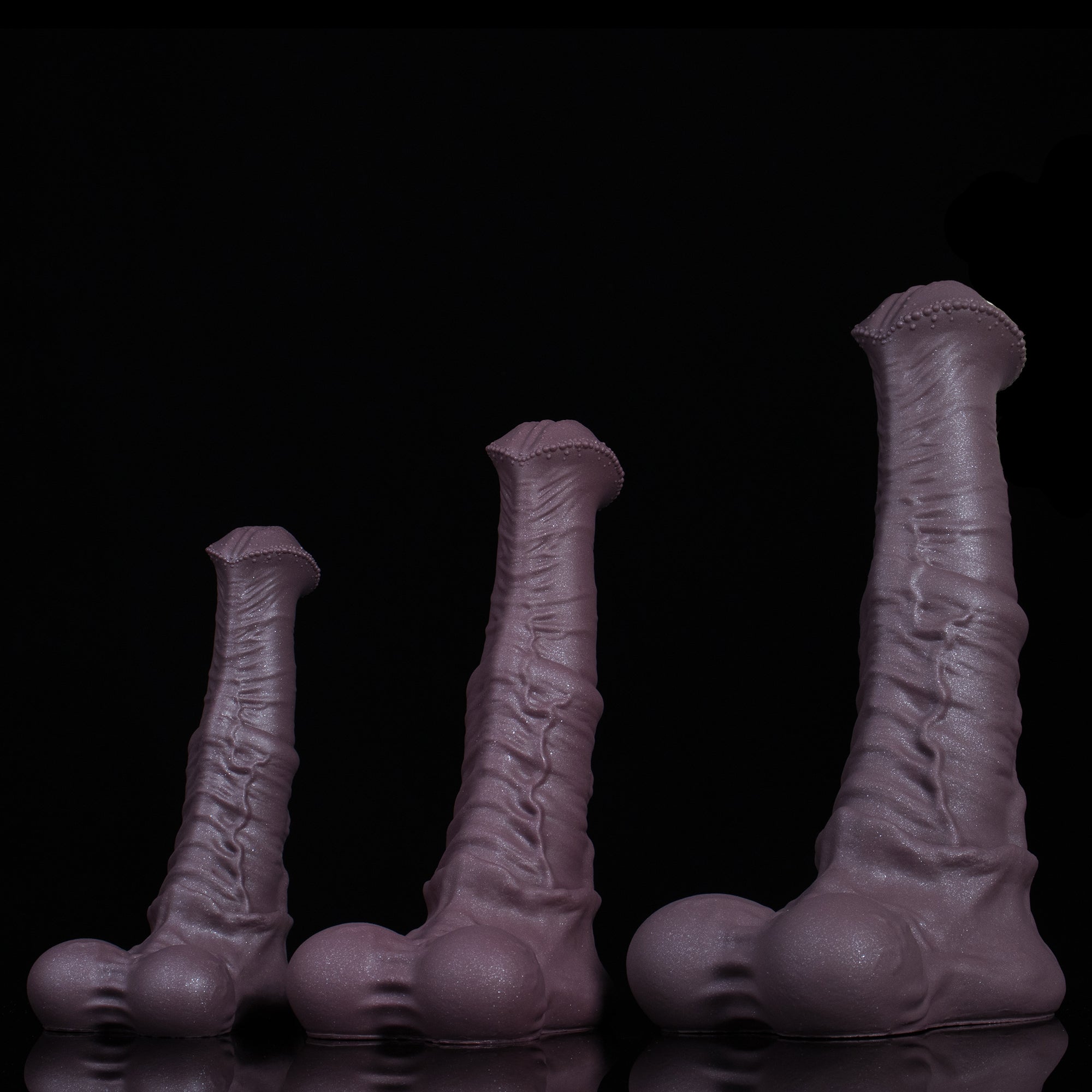 Realistic Centaur horse fantasy dildo made of safe platinum silicone with detailed texture, designed for adult pleasure. 메인 이미지